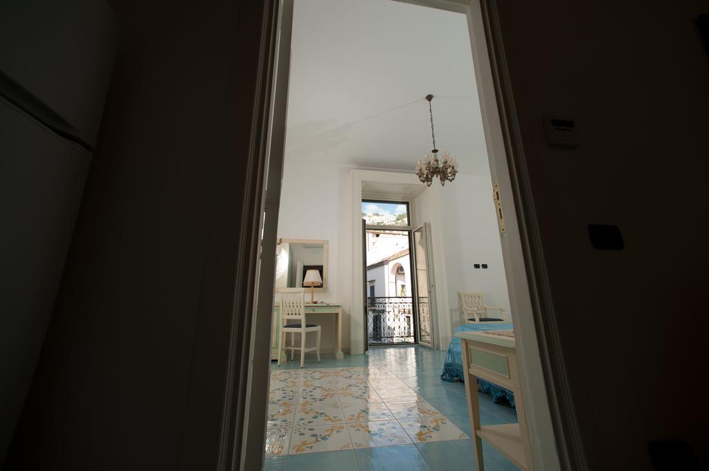 Апартаменты Palazzo Della Monica Виетри Экстерьер фото
