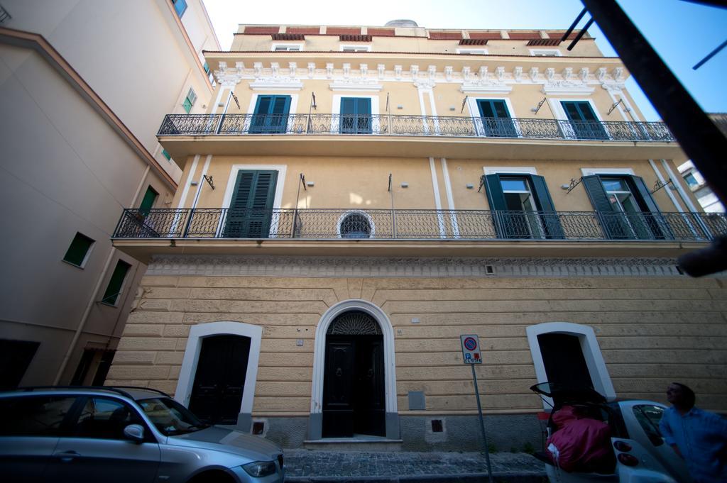 Апартаменты Palazzo Della Monica Виетри Экстерьер фото